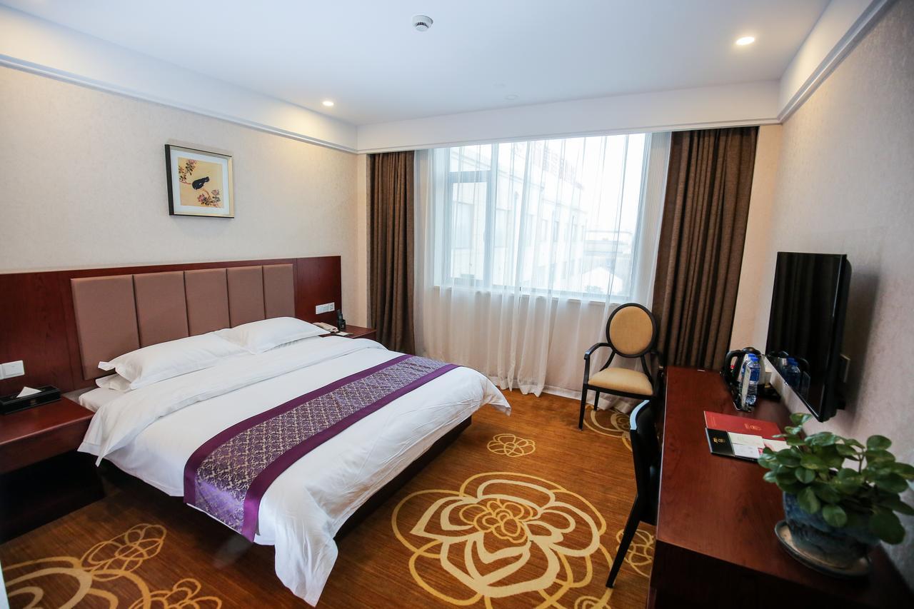 Xin Jue Jiayi Hotel Airport And International Resort Шанхай Экстерьер фото