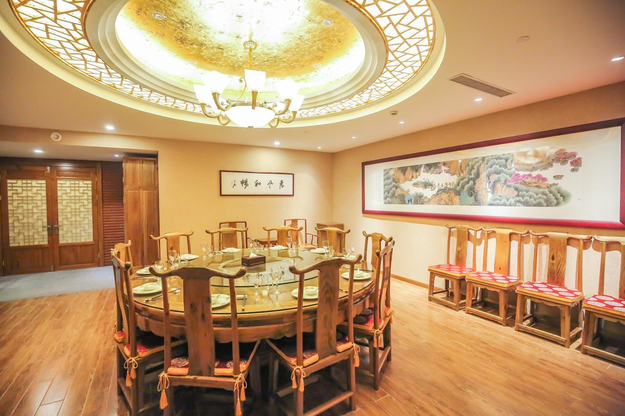 Xin Jue Jiayi Hotel Airport And International Resort Шанхай Экстерьер фото